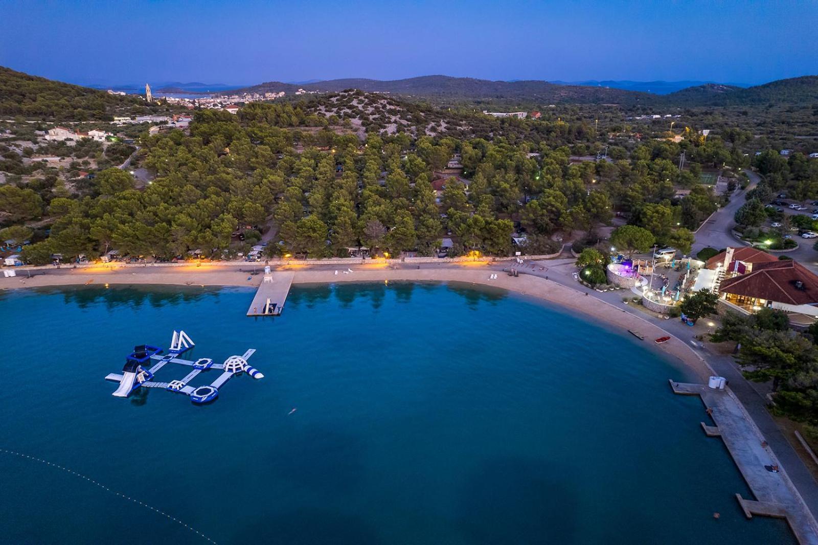 Mobilheim Andrea Wunderschoene Ferienwohnung Direkt Am Meer Jezera Esterno foto