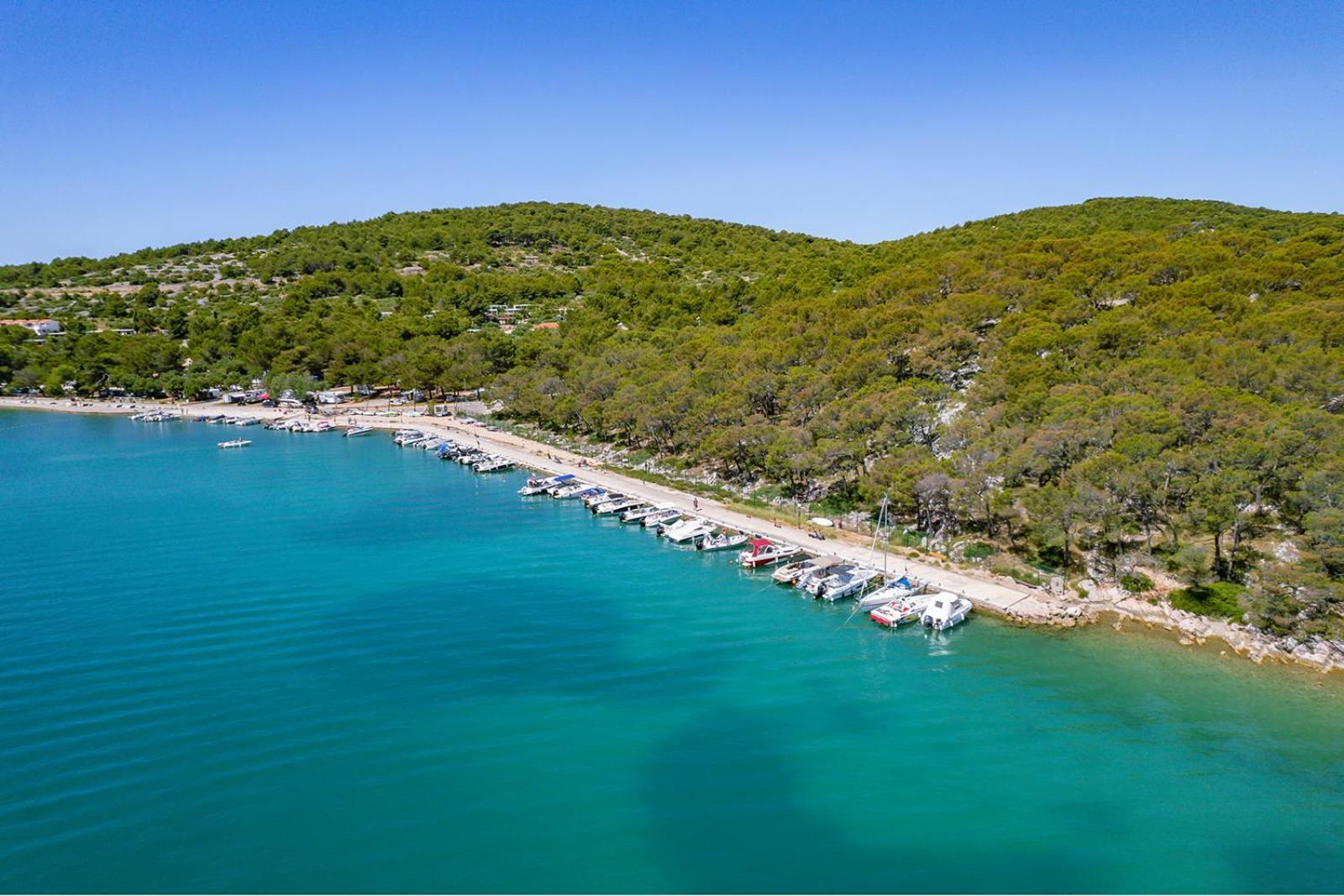 Mobilheim Andrea Wunderschoene Ferienwohnung Direkt Am Meer Jezera Esterno foto